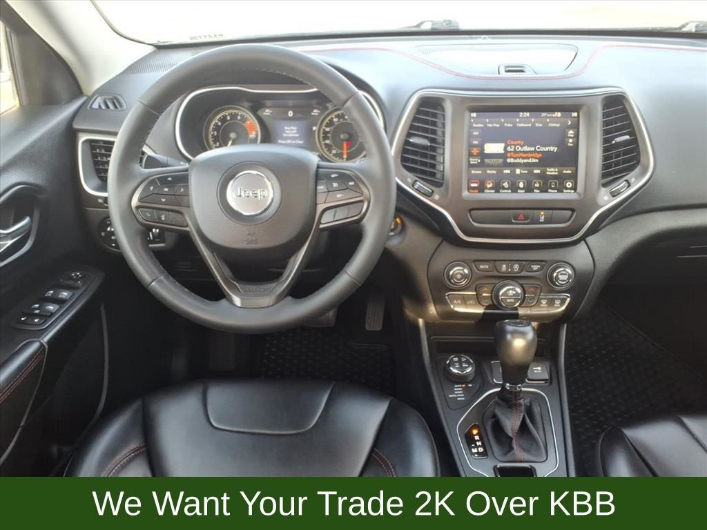 2022 Jeep Cherokee Trailhawk