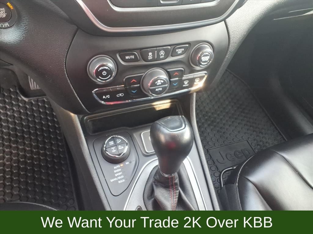 2022 Jeep Cherokee Trailhawk