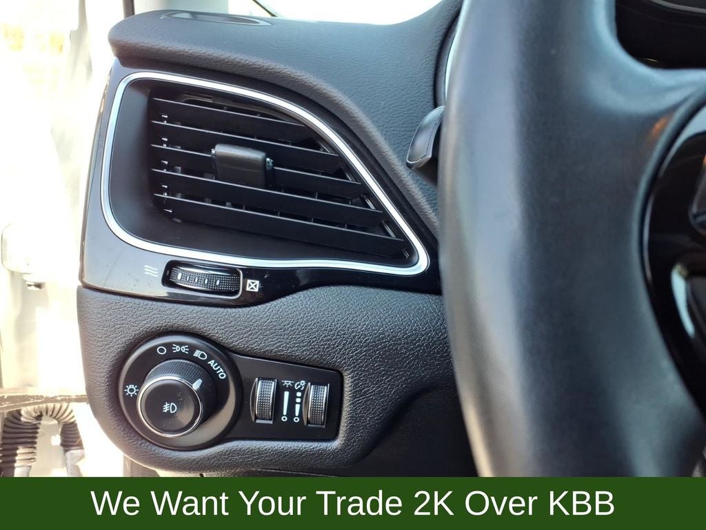 2021 Jeep Cherokee Altitude