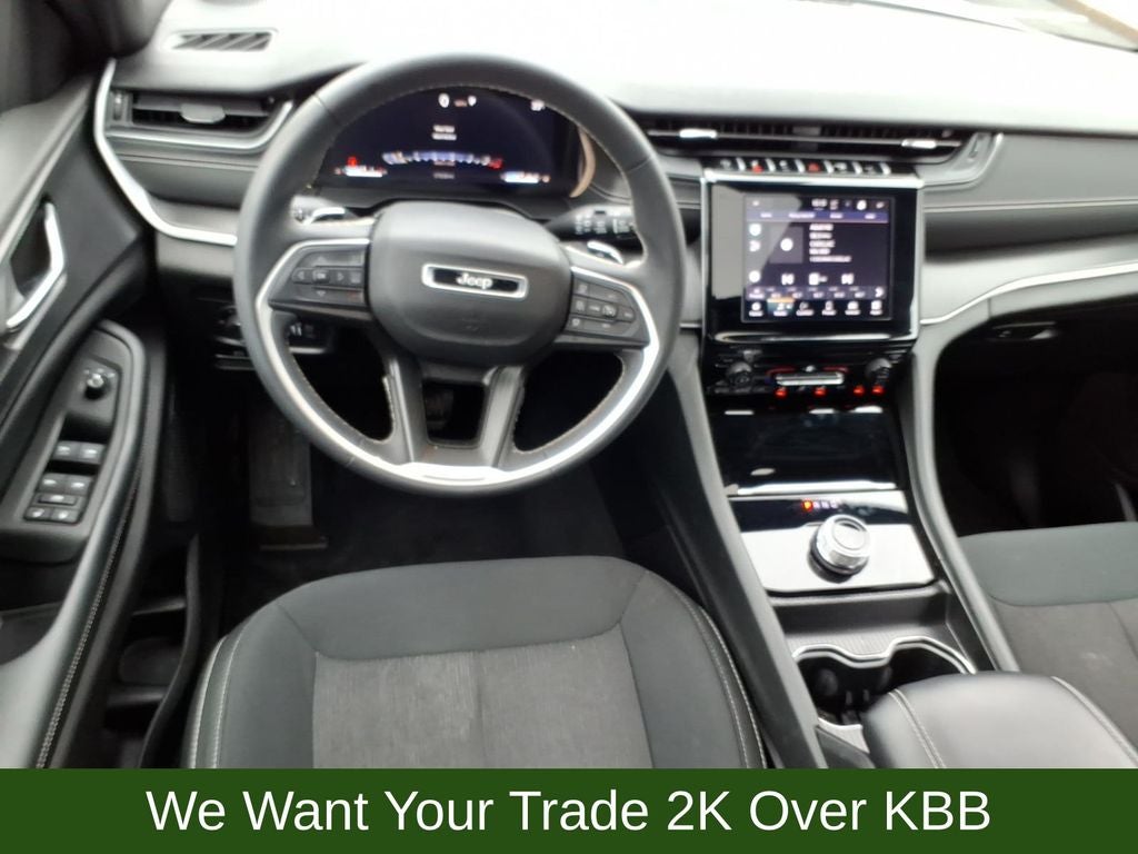 2024 Jeep Grand Cherokee Laredo