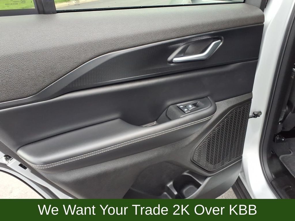 2025 Jeep Grand Cherokee Base