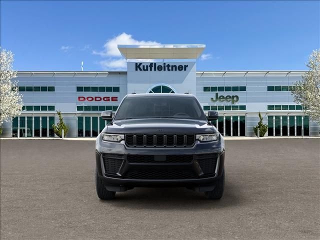 2026 Jeep Grand Cherokee Laredo Altitude