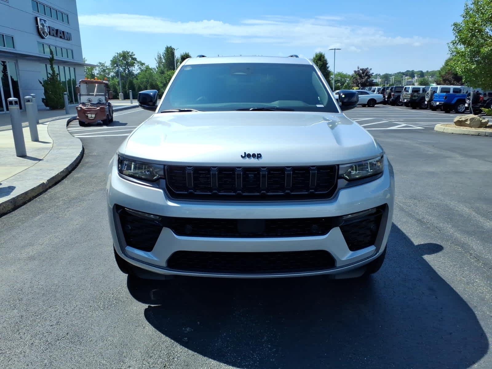 2026 Jeep Grand Cherokee Limited Reserve