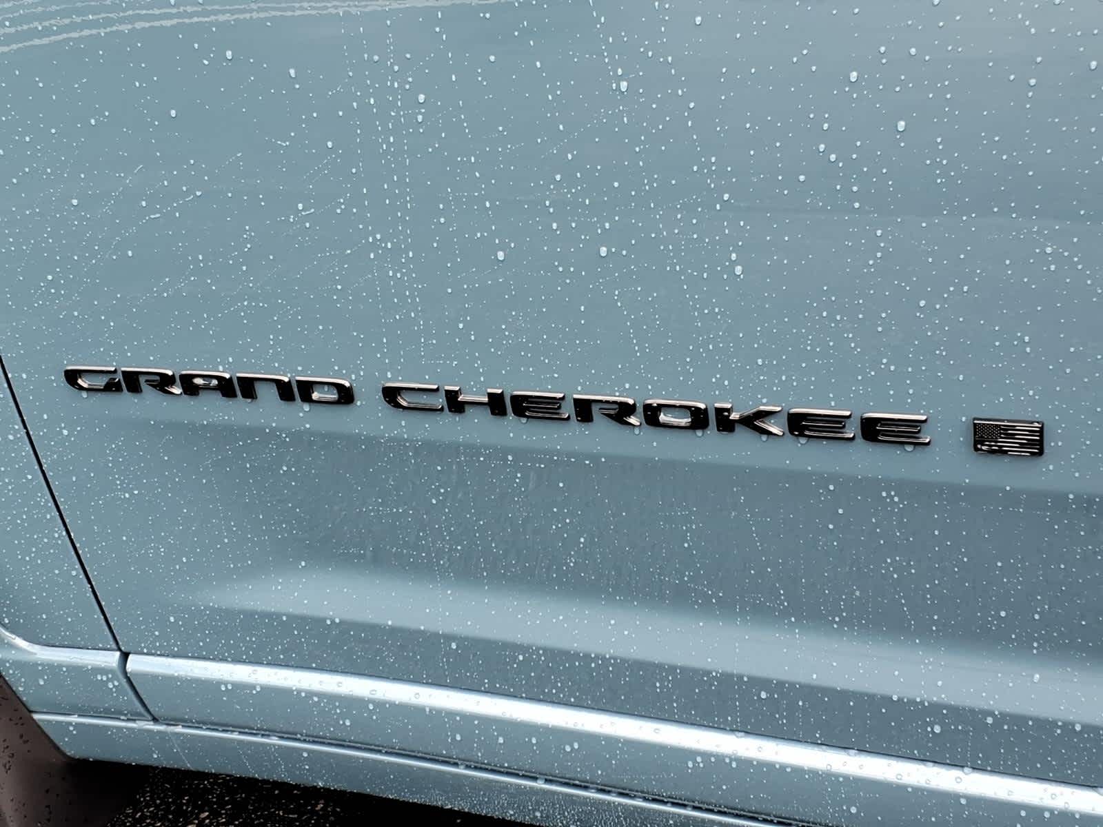 2026 Jeep Grand Cherokee Limited Reserve