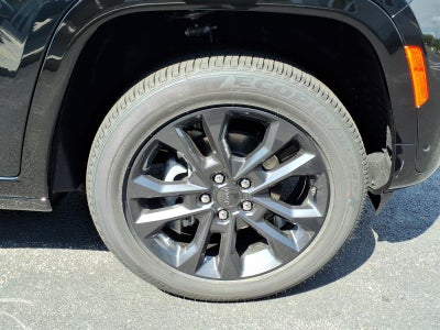 2026 Jeep Grand Cherokee Limited Reserve