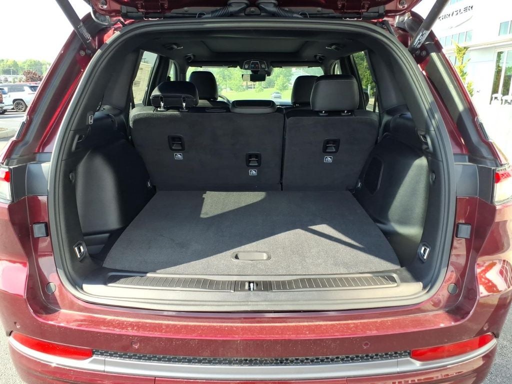 2026 Jeep Grand Cherokee Limited Reserve