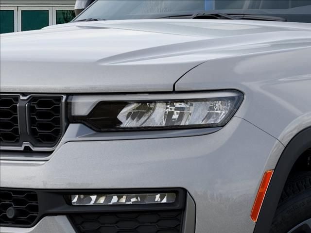 2026 Jeep Grand Cherokee Base