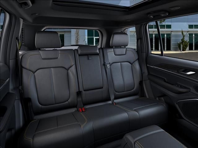 2026 Jeep Grand Cherokee Base