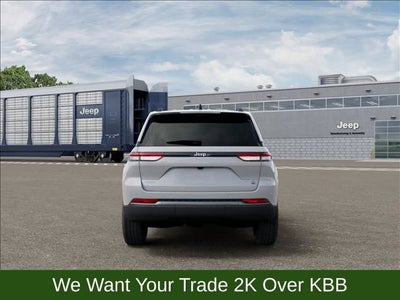 2026 Jeep Grand Cherokee Base