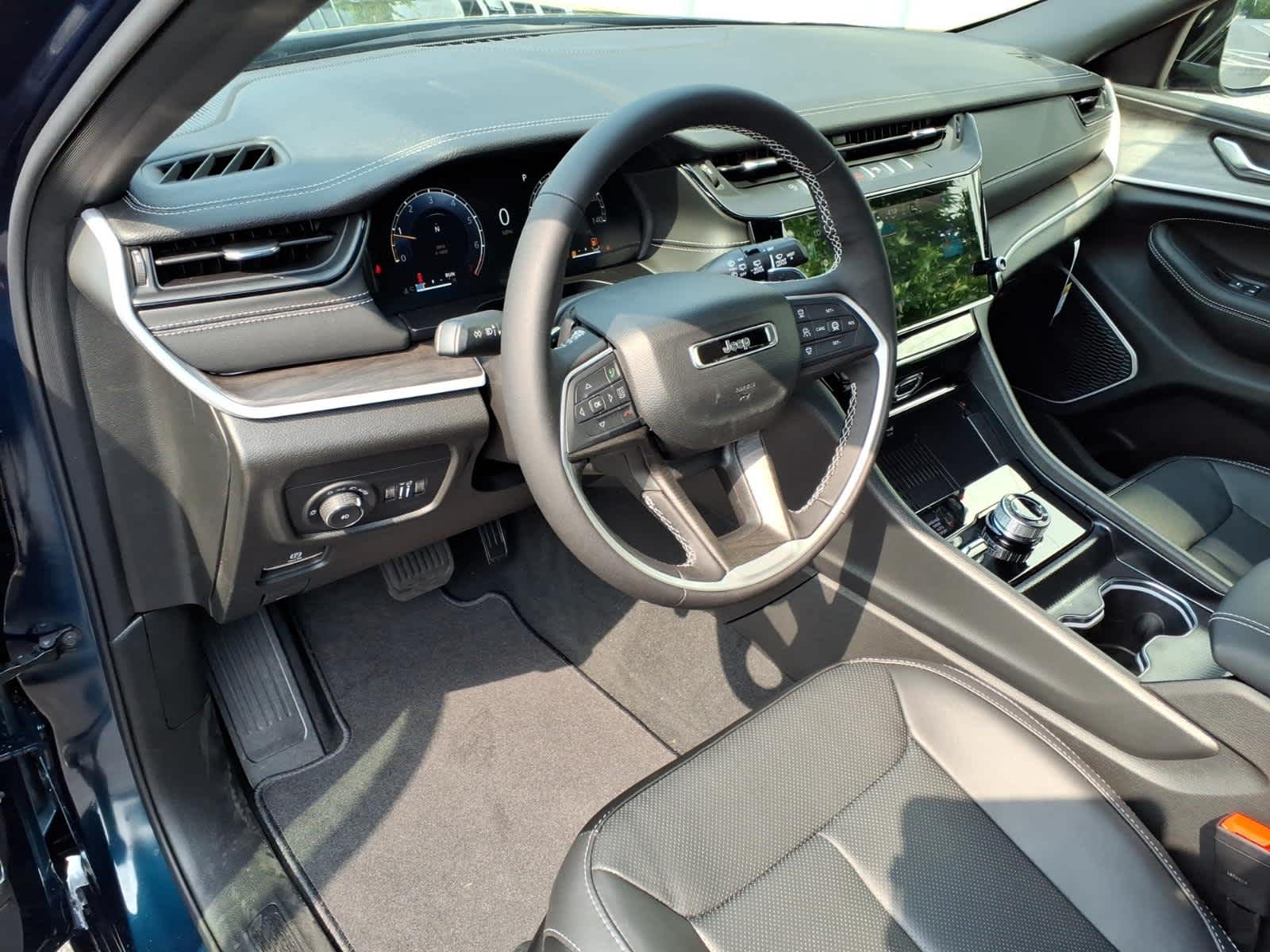 2026 Jeep Grand Cherokee Limited Reserve