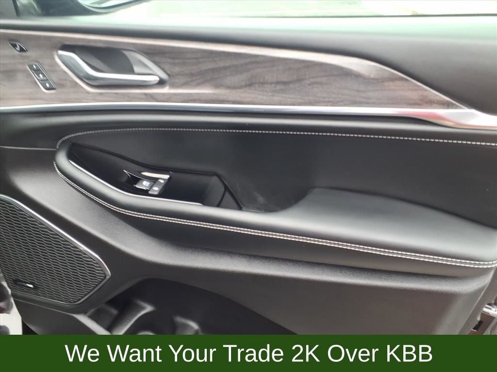 2025 Jeep Grand Cherokee Overland