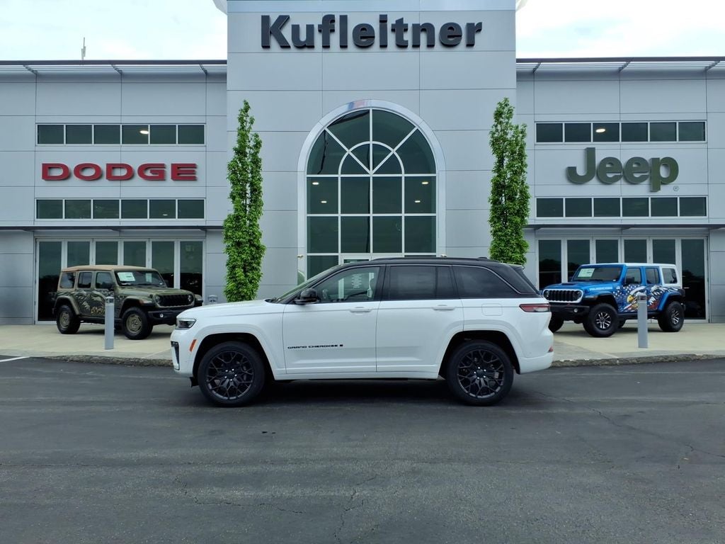 2026 Jeep Grand Cherokee Summit