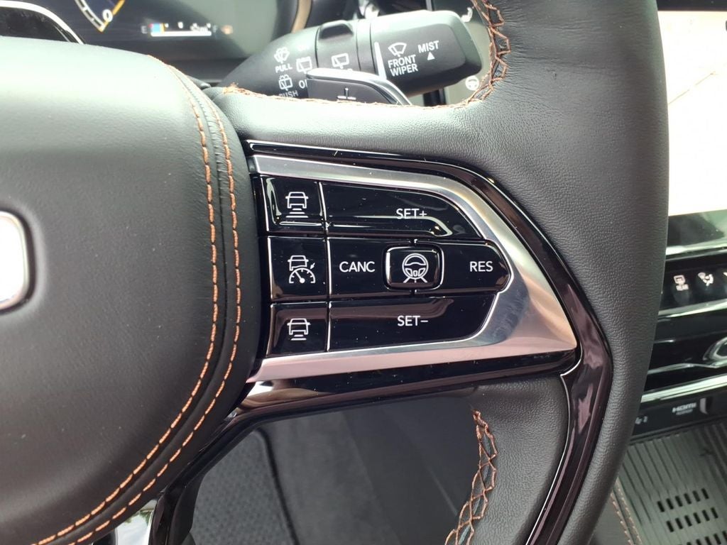 2026 Jeep Grand Cherokee Summit
