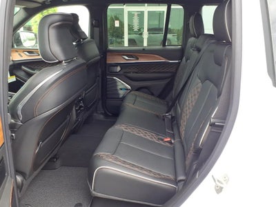 2026 Jeep Grand Cherokee Summit