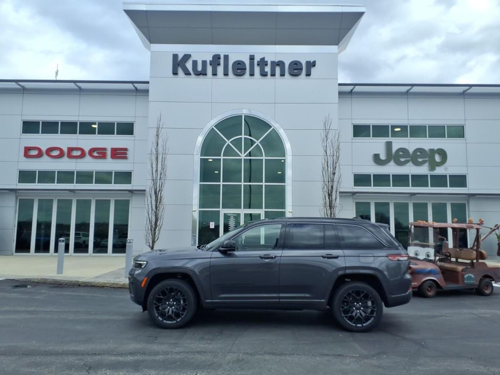 2026 Jeep Grand Cherokee Summit