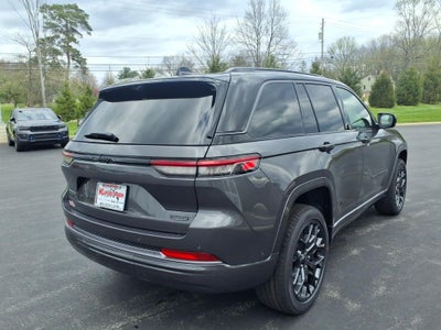 2026 Jeep Grand Cherokee Summit