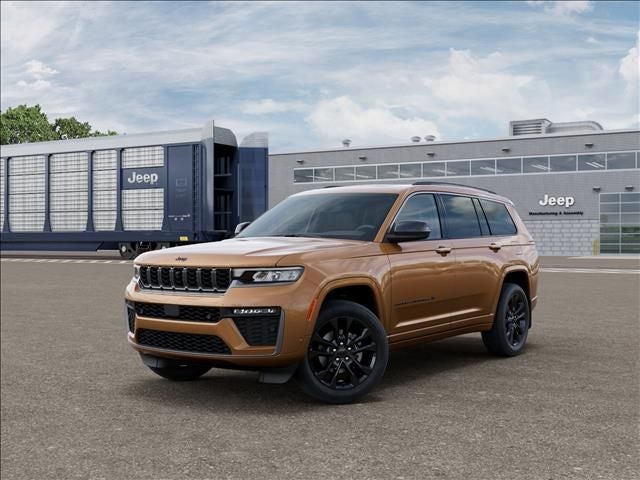 2026 Jeep Grand Cherokee L Limited Reserve 4x4's photo