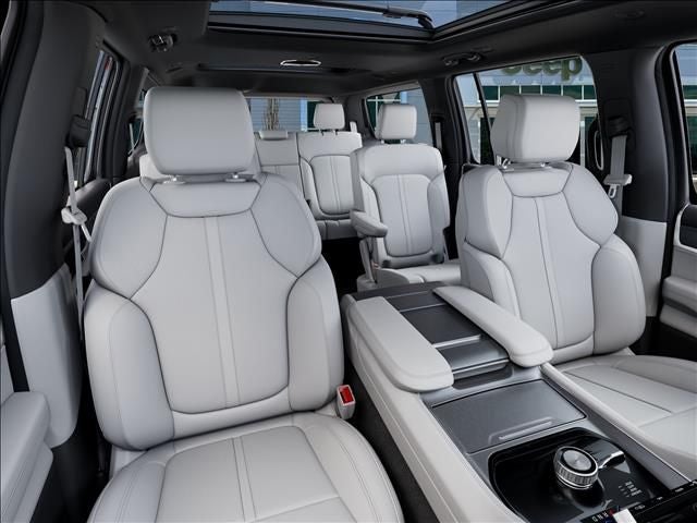 2026 Jeep Grand Wagoneer Base