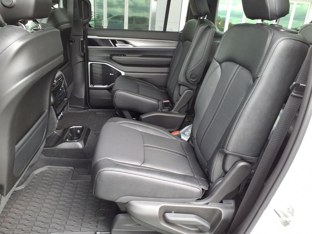 2026 Jeep Grand Wagoneer Limited Reserve