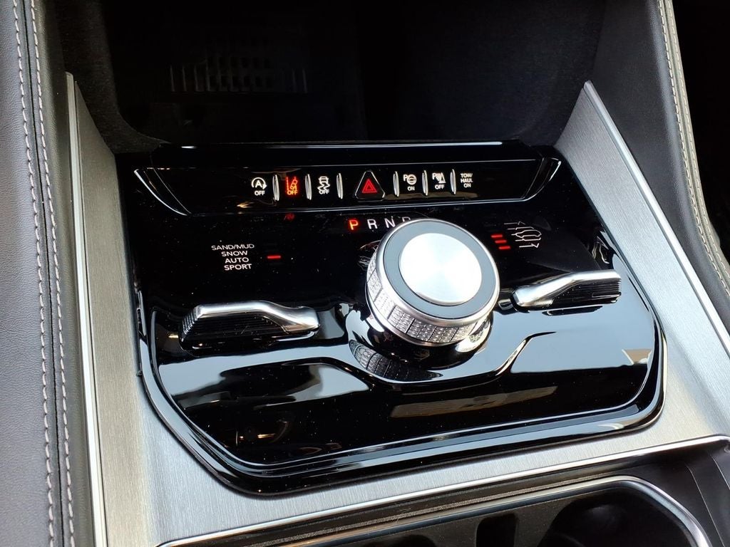 2026 Jeep Grand Wagoneer Limited Reserve