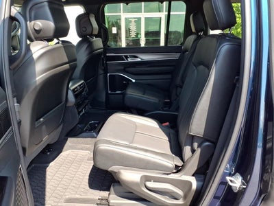 2026 Jeep Grand Wagoneer Limited Reserve