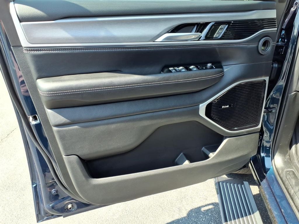 2026 Jeep Grand Wagoneer Limited Reserve