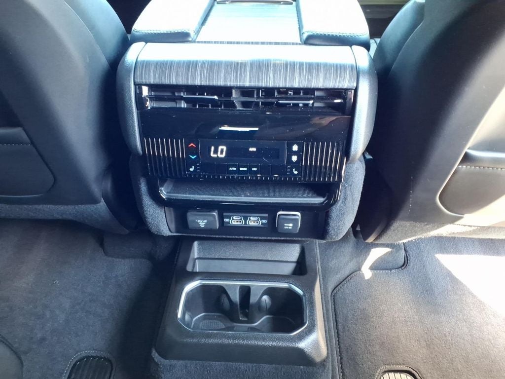 2023 Jeep Wagoneer Series III