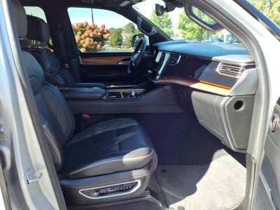 2022 Jeep Grand Wagoneer Series III