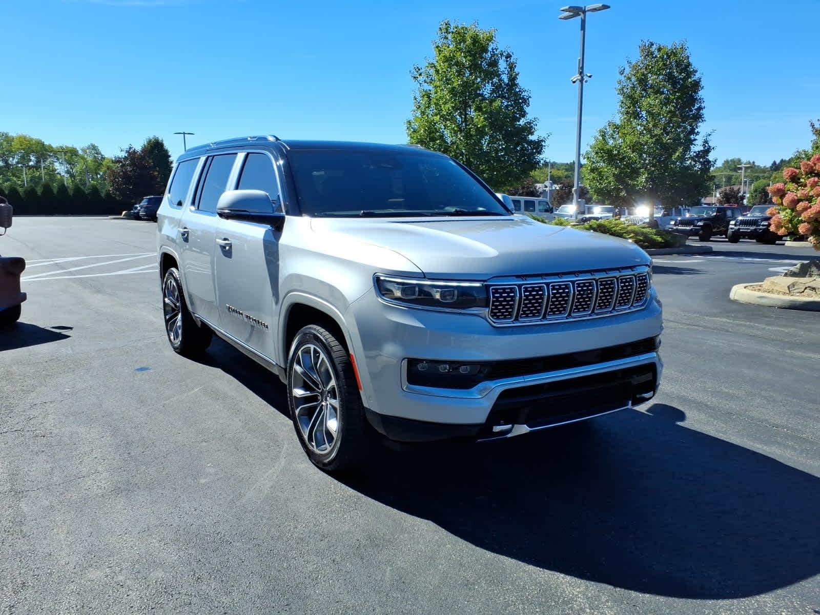 2022 Jeep Grand Wagoneer Series III