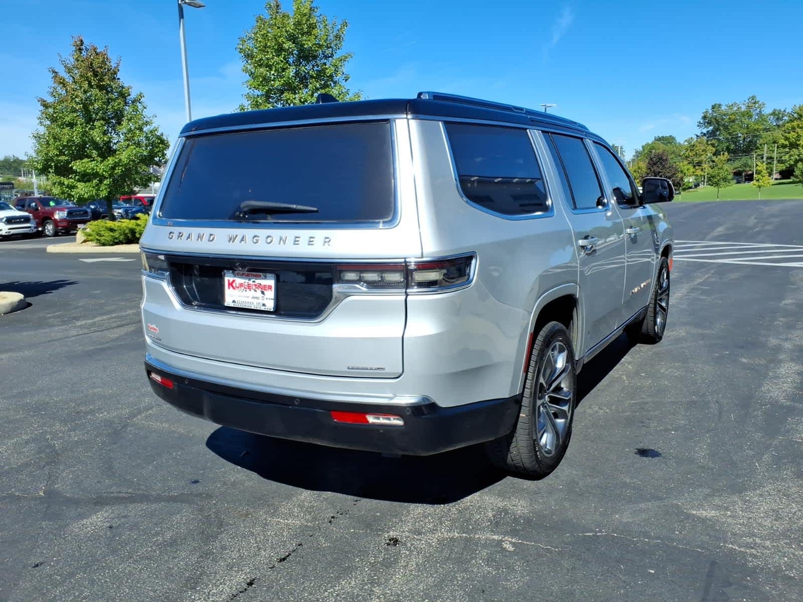 2022 Jeep Grand Wagoneer Series III
