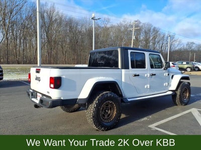 2022 Jeep Gladiator Overland