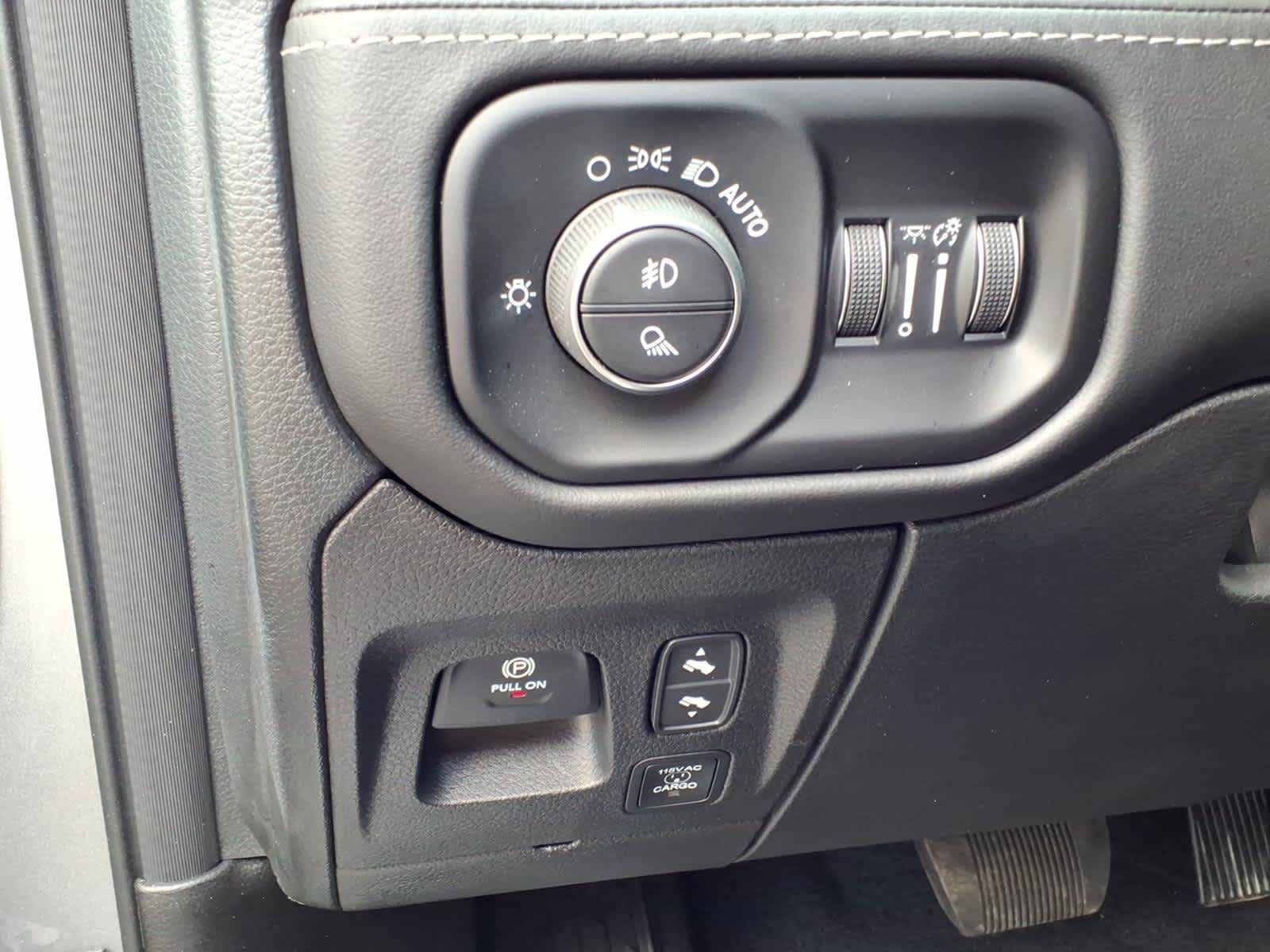2025 RAM 1500 Limited
