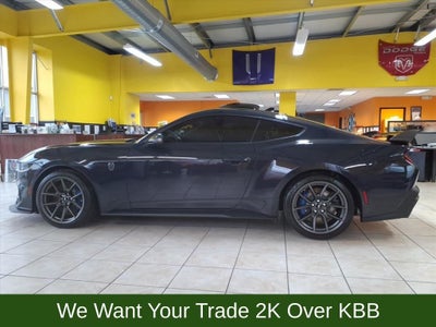 2025 Ford Mustang Dark Horse