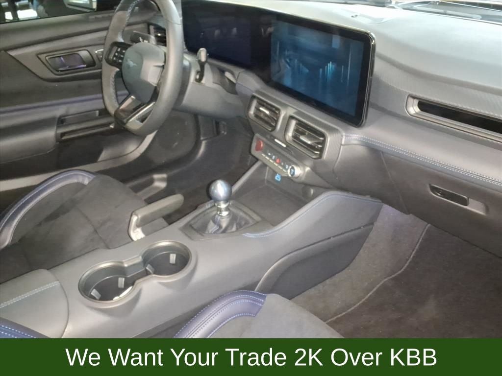 2025 Ford Mustang Dark Horse