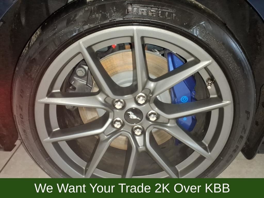 2025 Ford Mustang Dark Horse