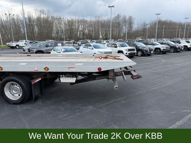 2022 Ford F-600SD XLT