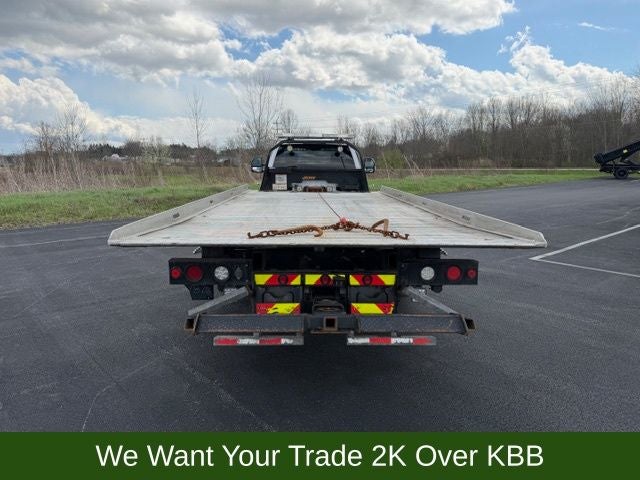 2022 Ford F-600SD XLT