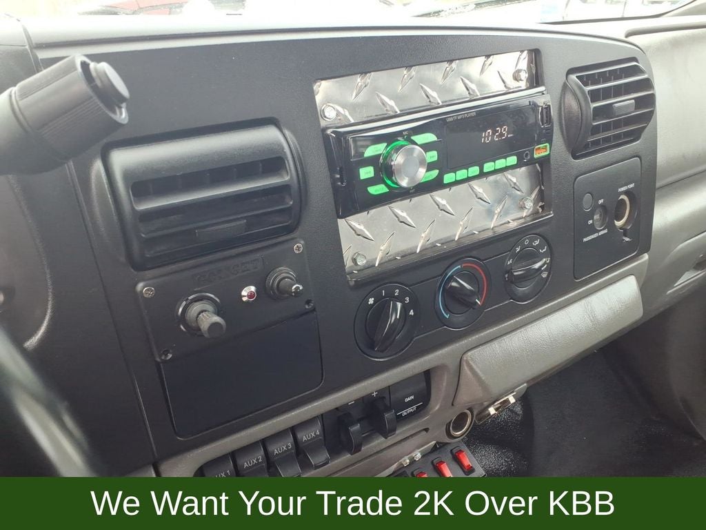 2006 Ford F-450SD XLT DRW