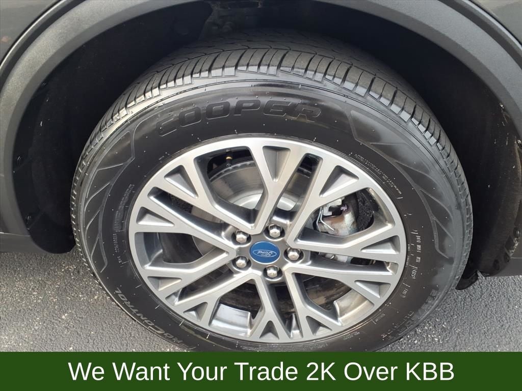 2020 Ford Escape SEL