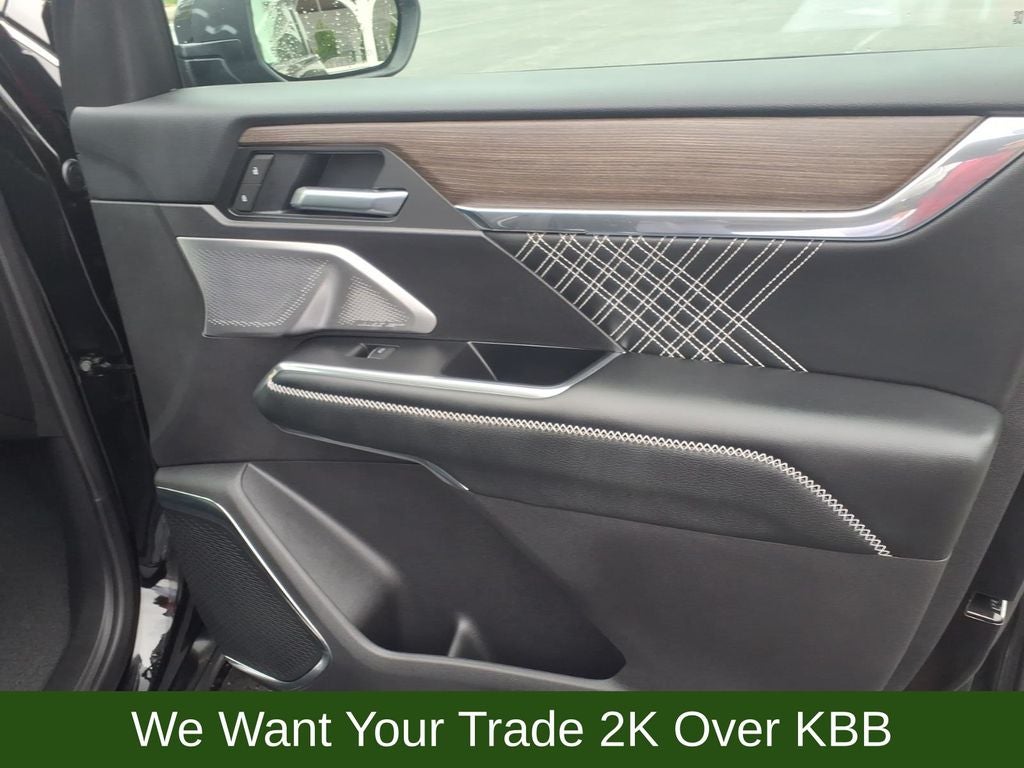 2025 GMC Acadia Denali