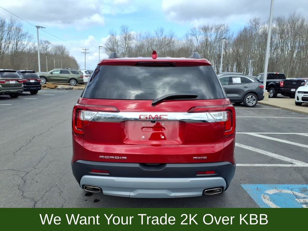 2023 GMC Acadia SLT