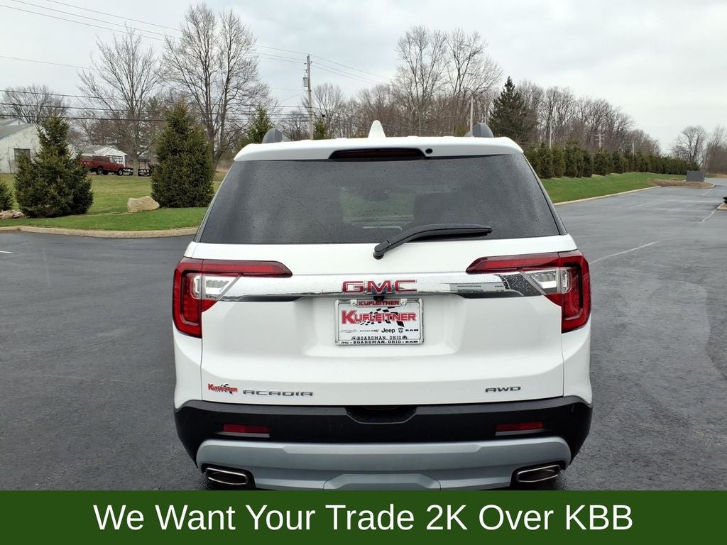 2023 GMC Acadia SLT