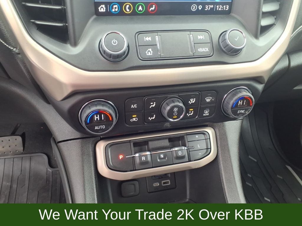 2023 GMC Acadia Denali