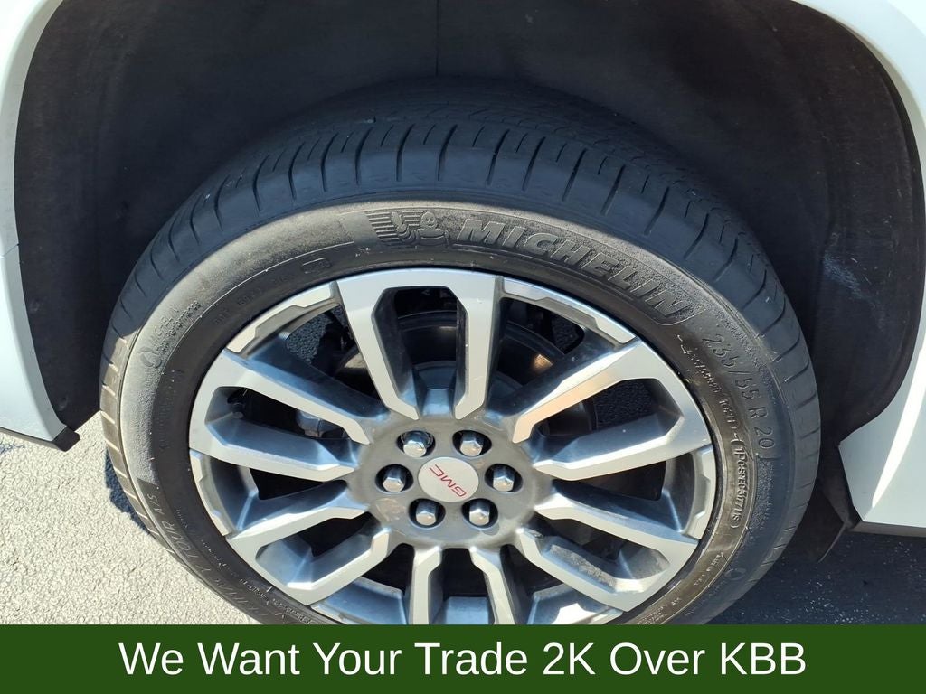 2023 GMC Acadia Denali