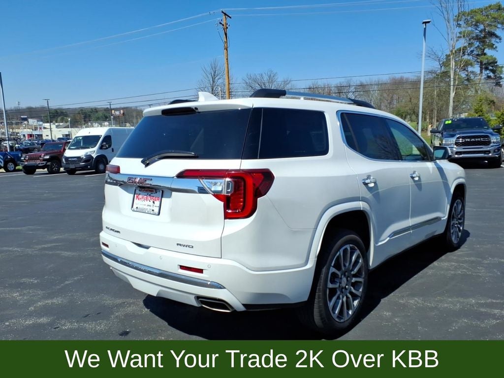 2023 GMC Acadia Denali
