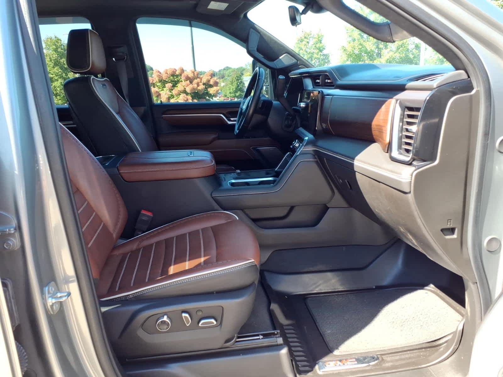 2025 GMC Sierra 3500HD Denali Ultimate
