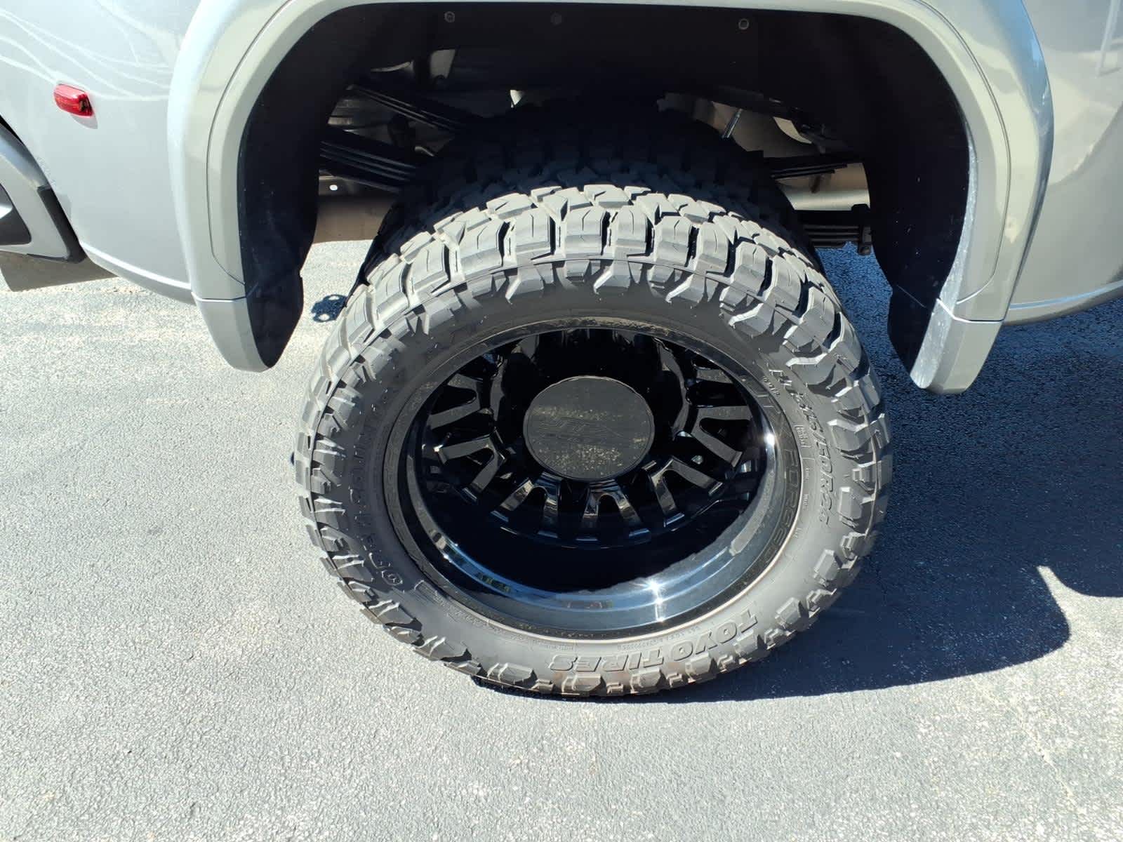 2025 GMC Sierra 3500HD Denali Ultimate