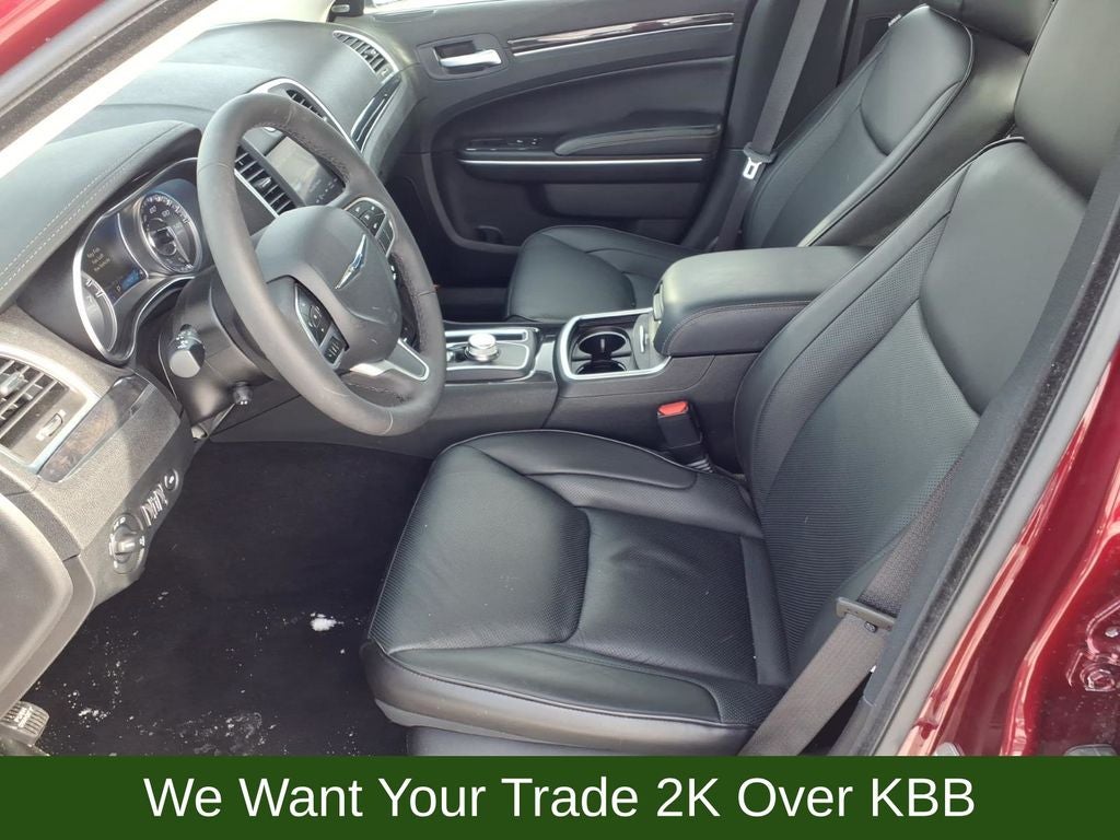 2023 Chrysler 300 Touring