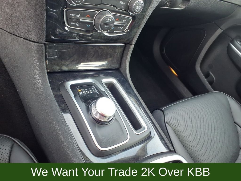 2023 Chrysler 300 Touring