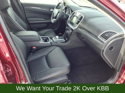 2023 Chrysler 300 Touring